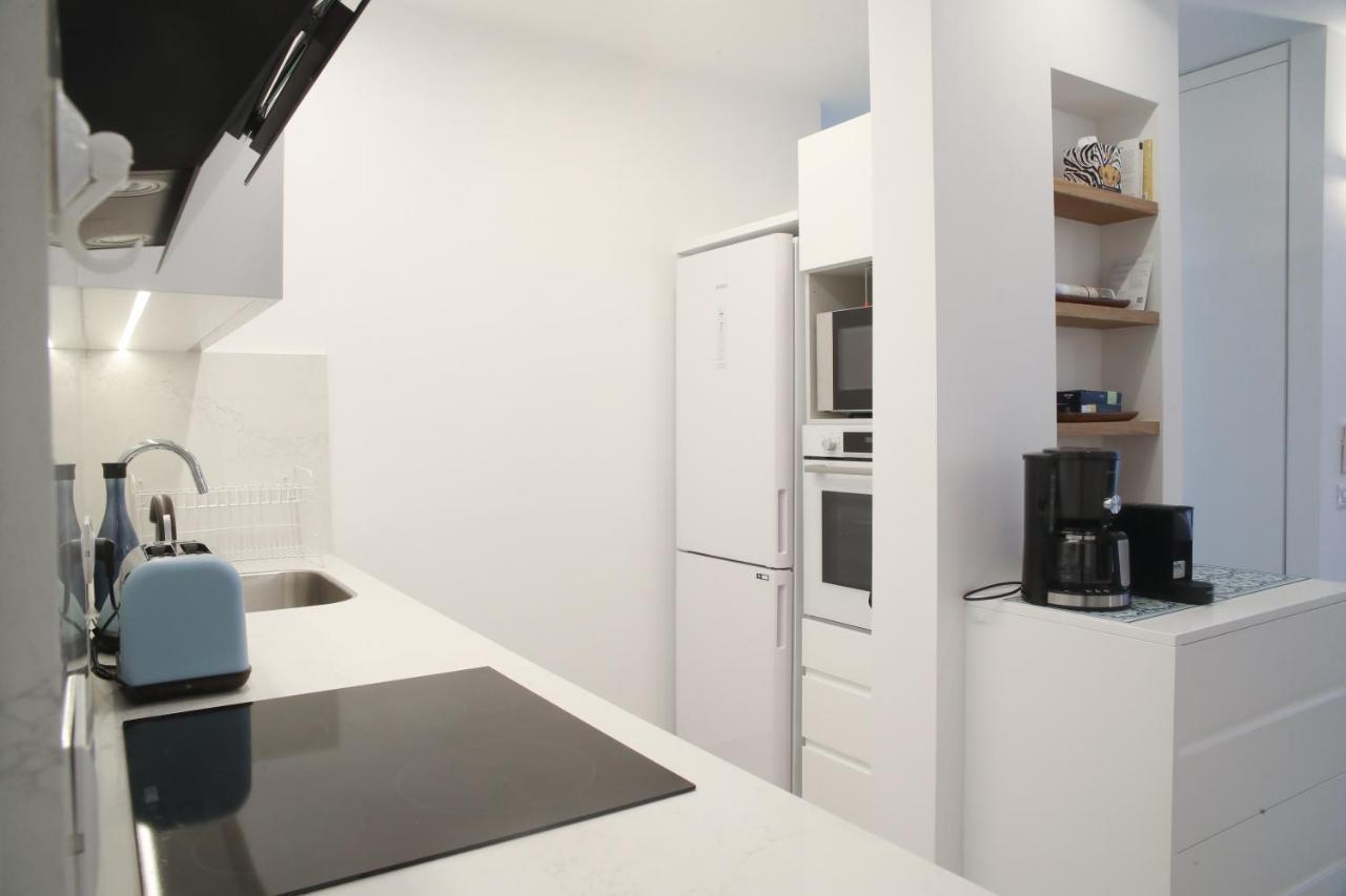 Bugrashov - Charming, Amazing & Quiet 2 Rooms Tel Aviv Exteriör bild
