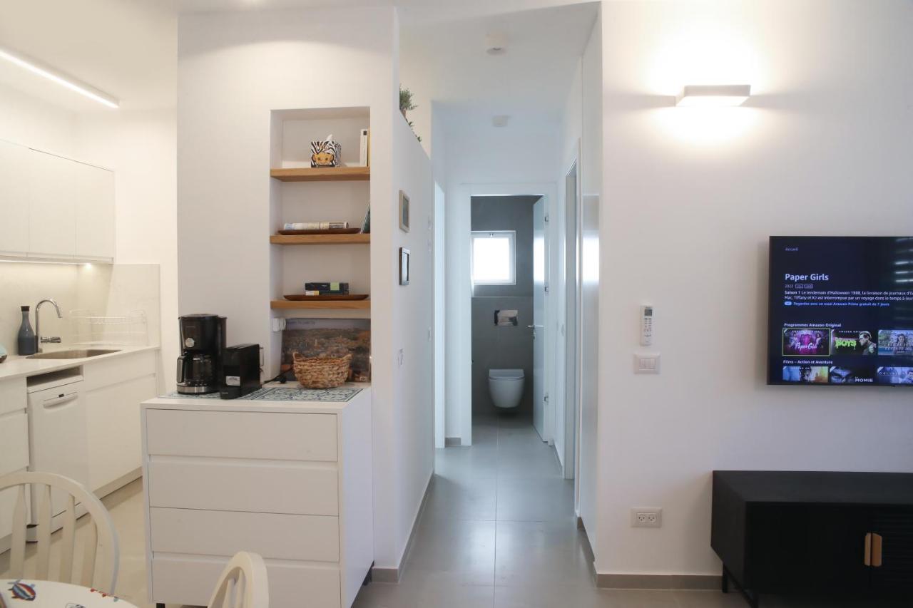 Bugrashov - Charming, Amazing & Quiet 2 Rooms Tel Aviv Exteriör bild