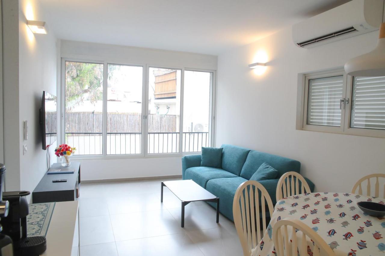 Bugrashov - Charming, Amazing & Quiet 2 Rooms Tel Aviv Exteriör bild