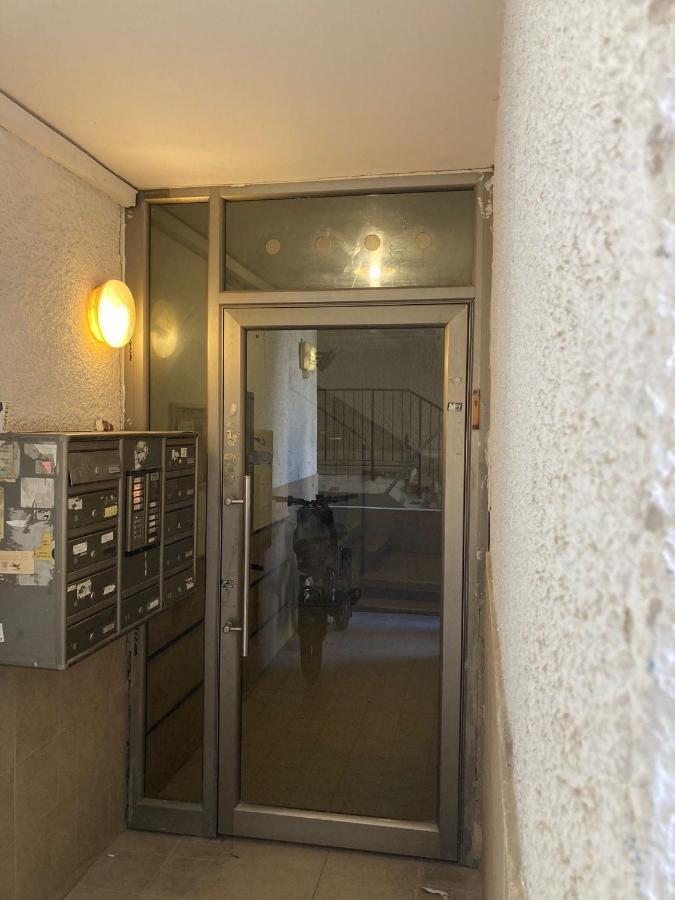 Bugrashov - Charming, Amazing & Quiet 2 Rooms Tel Aviv Exteriör bild